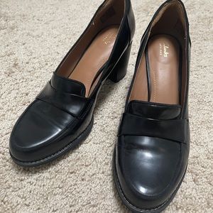 Clarks pumps - Size 8
